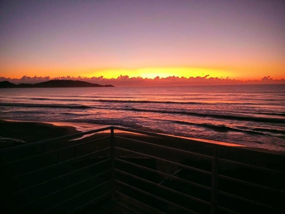 Pe Na Areia *
